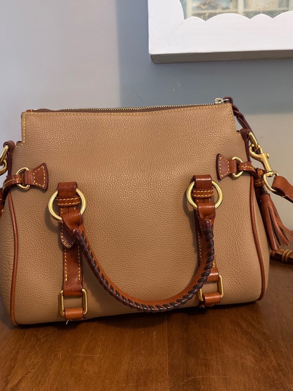Dooney & Bourke leather purse - Picture 2 of 5